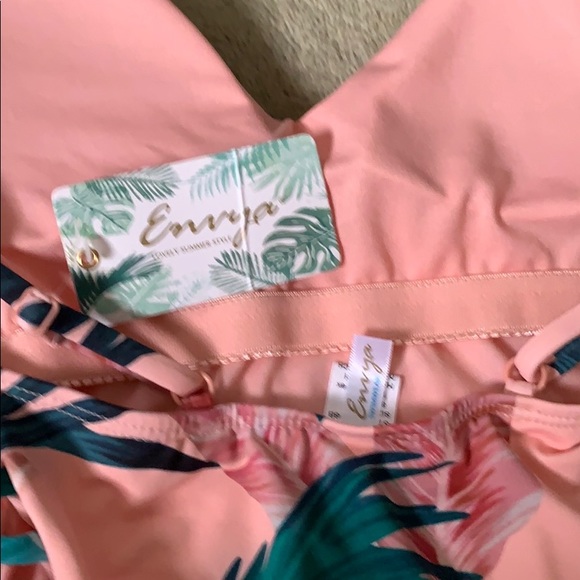 Bathing suit - Picture 3 of 4